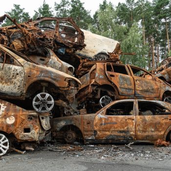 Consequences,Of,The,War,In,Ukraine,-,Destroyed,Cars,In